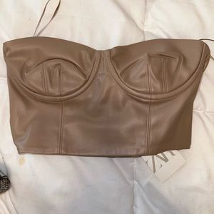 ZARA. Corsets style bralette/ crop top. Strapless. Nude. Never worn. Leather